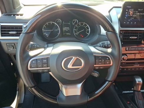 Used 2023 Lexus GX 460 Premium w/ Premium Package AWD/4WD image 17