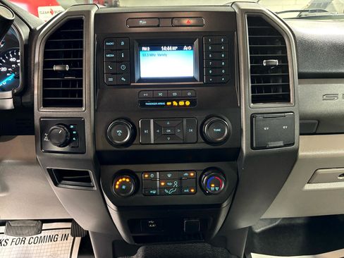 Used 2021 Ford F250 XL w/ STX Appearance Package image 31