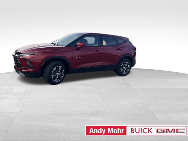Used 2025 Chevrolet Blazer LT FWD image 21