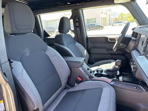 New 2025 Ford Bronco 4-Door AWD/4WD image 13