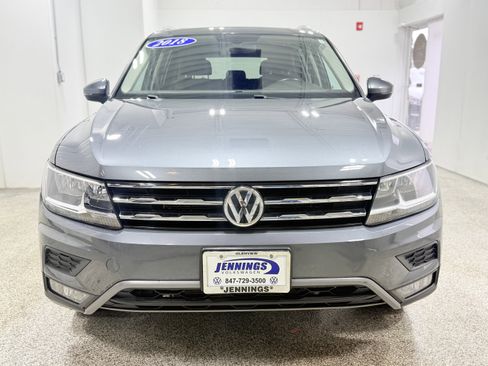 Used 2018 Volkswagen Tiguan SEL image 2