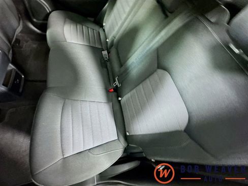 Used 2022 Ford Edge SE w/ Black Appearance Package image 25