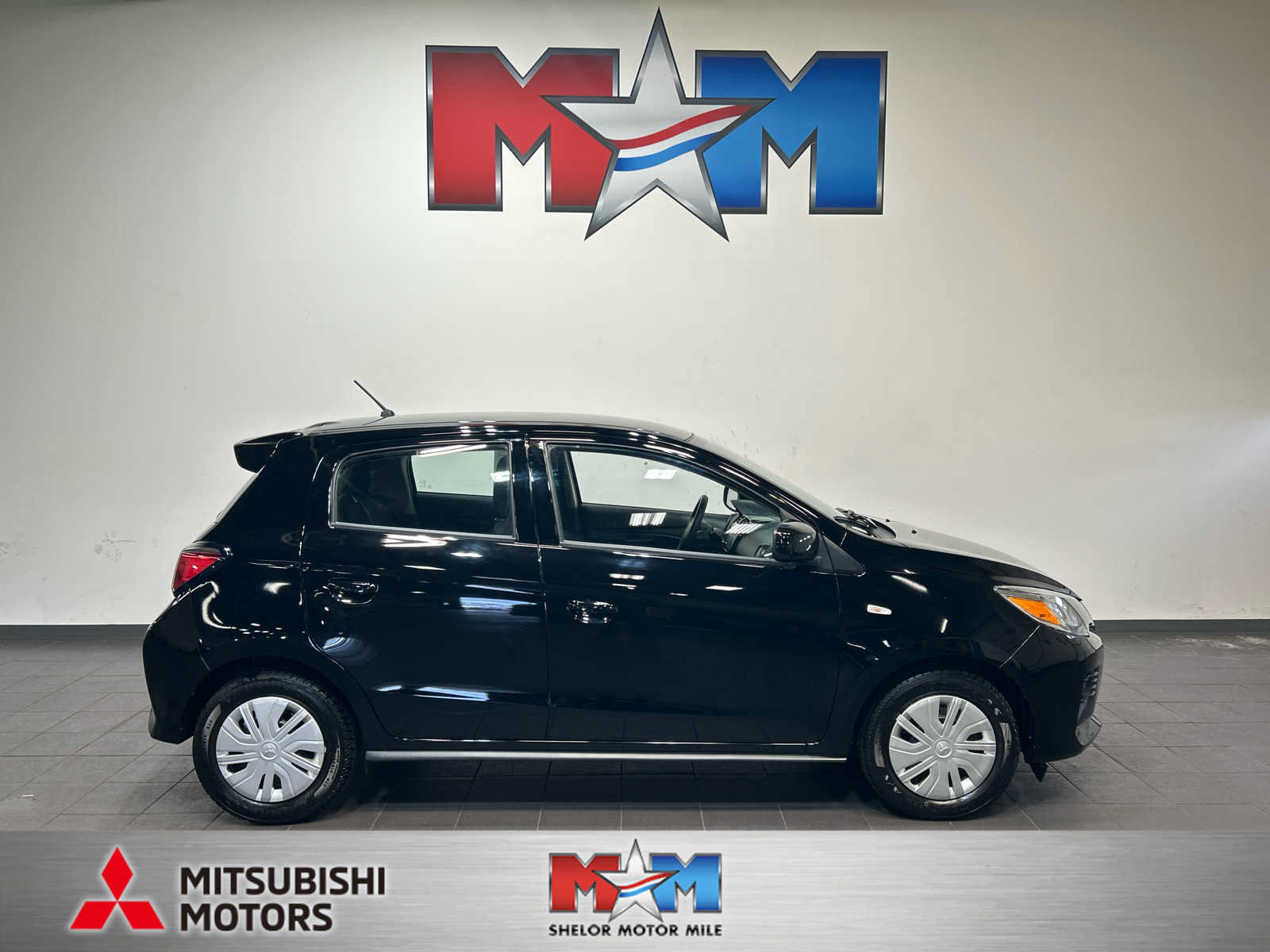 Used 2024 Mitsubishi Mirage ES FWD image 1