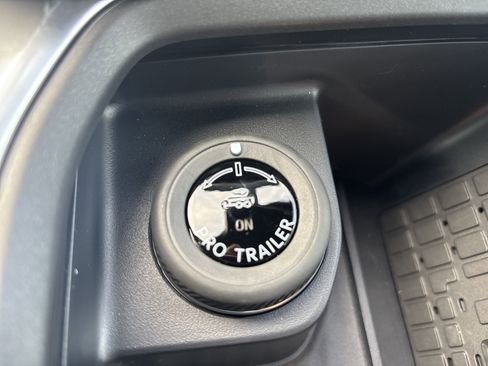 New 2025 Ford Expedition Max Platinum w/ Stealth Performance Package image 30