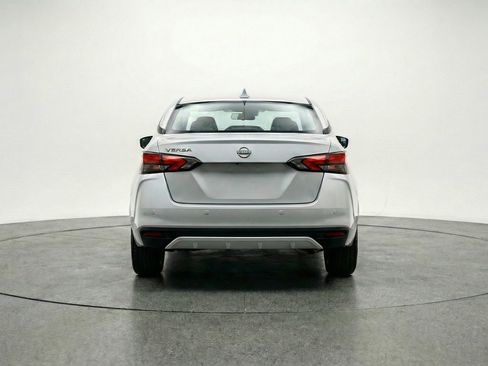 Used 2025 Nissan Versa SV FWD image 7