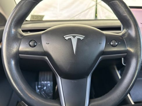 Used 2018 Tesla Model 3 Long Range image 16