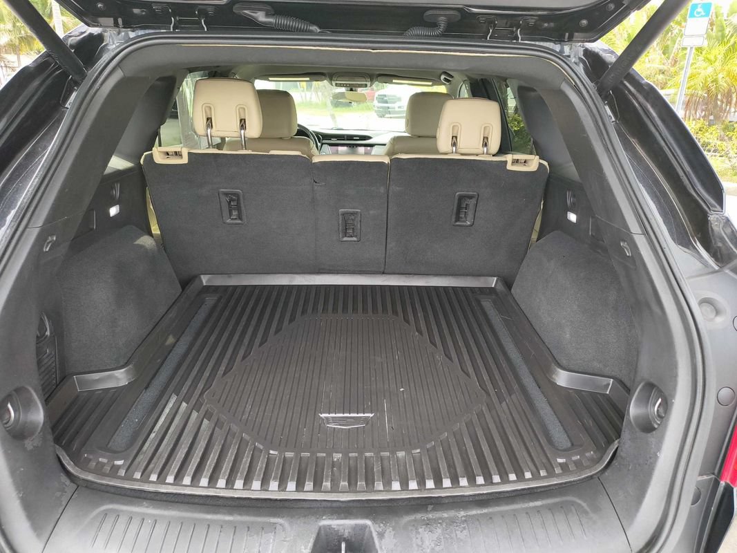 Used 2017 Cadillac XT5 FWD image 8