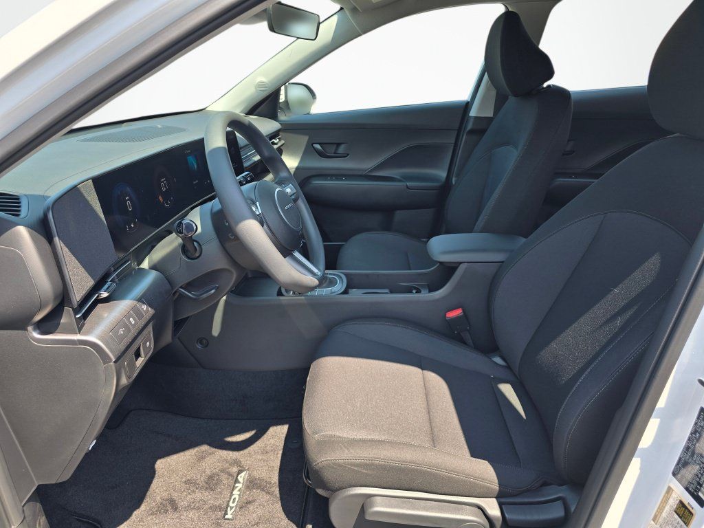 New 2027 Hyundai Kona SE AWD/4WD image 17