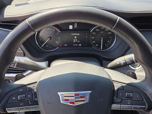 Used 2023 Cadillac XT4 Premium Luxury w/ Cold Weather Package image 21