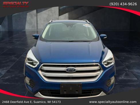 Used 2017 Ford Escape Titanium w/ Equipment Group 301A AWD/4WD image 4