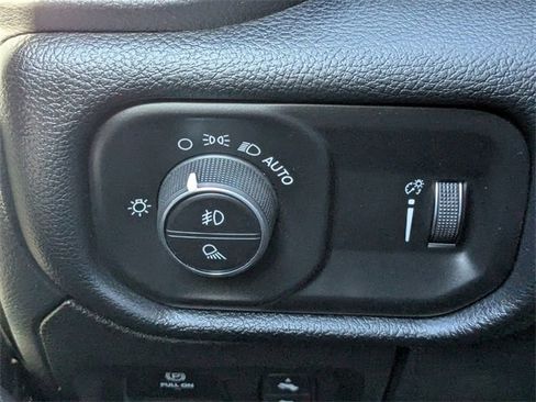 Used 2021 RAM 1500 Lone Star image 23