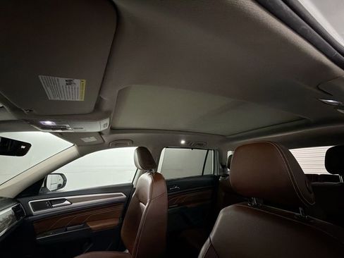 Used 2022 Volkswagen Atlas SEL image 19