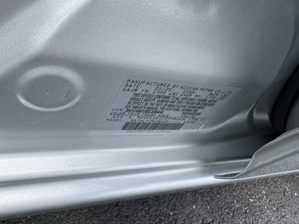Used 2025 Nissan Versa SV FWD image 22