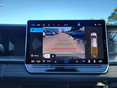 New 2026 Volkswagen Tiguan SE R-Line image 19