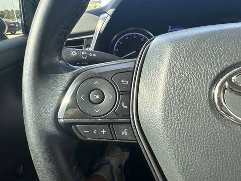 Used 2021 Toyota Camry SE w/ Convenience Package FWD image 17