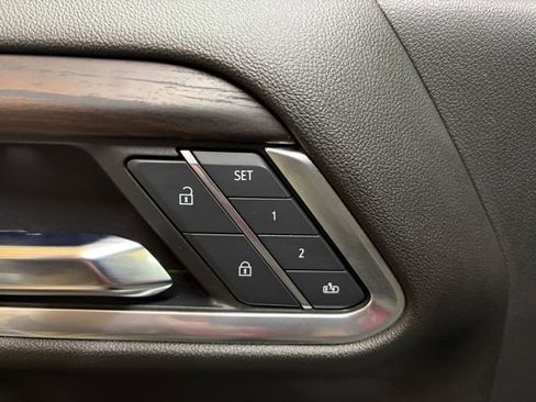 Used 2025 GMC Sierra 2500 SLT w/ SLT Premium Package image 35