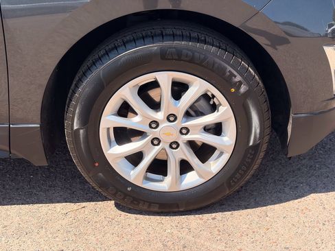 Used 2019 Chevrolet Equinox LT FWD image 8