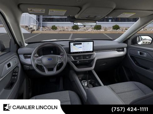 Used 2026 Ford Explorer Active AWD/4WD image 9