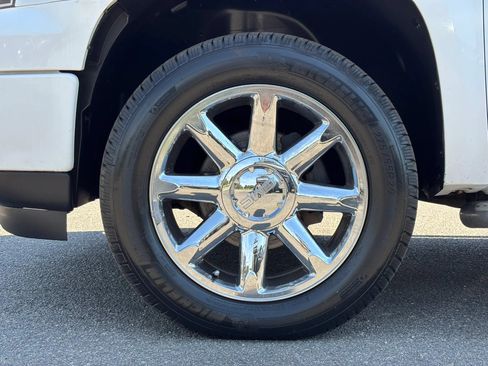 Used 2008 GMC Sierra 1500 Denali AWD/4WD image 12