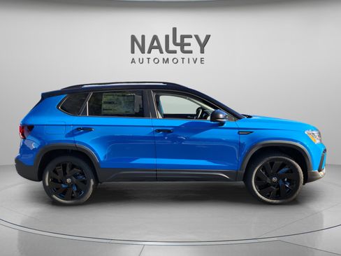 New 2024 Volkswagen Taos SE image 6