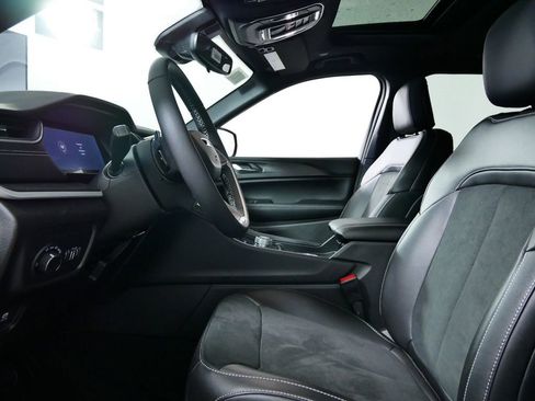 New 2025 Jeep Grand Cherokee L Altitude AWD/4WD image 29