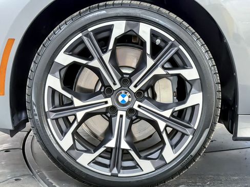 Used 2026 BMW 330i xDrive Sedan w/ Premium Package AWD/4WD image 26