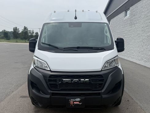 Used 2023 RAM ProMaster 2500 FWD image 2