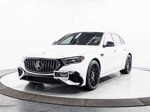 Used 2025 Mercedes-Benz E 53 AMG e 4MATIC Sedan image 3