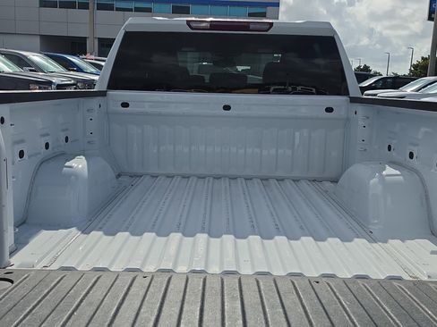 Used 2024 Chevrolet Silverado 1500 Custom w/ Turbomax Blackout Package RWD image 7