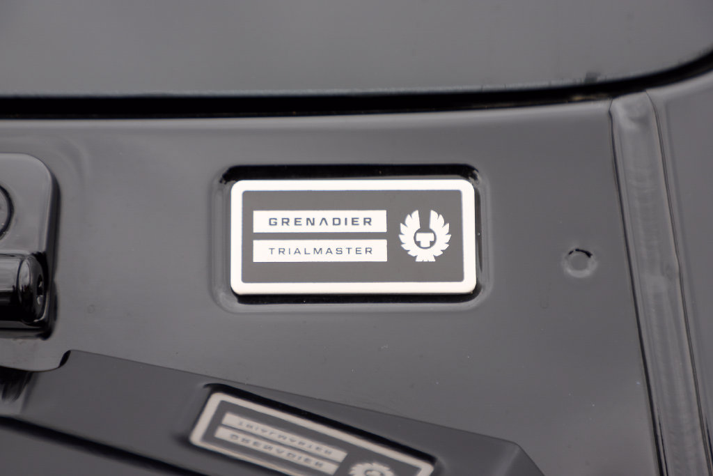 Used 2025 INEOS Grenadier Station Wagon AWD/4WD image 17