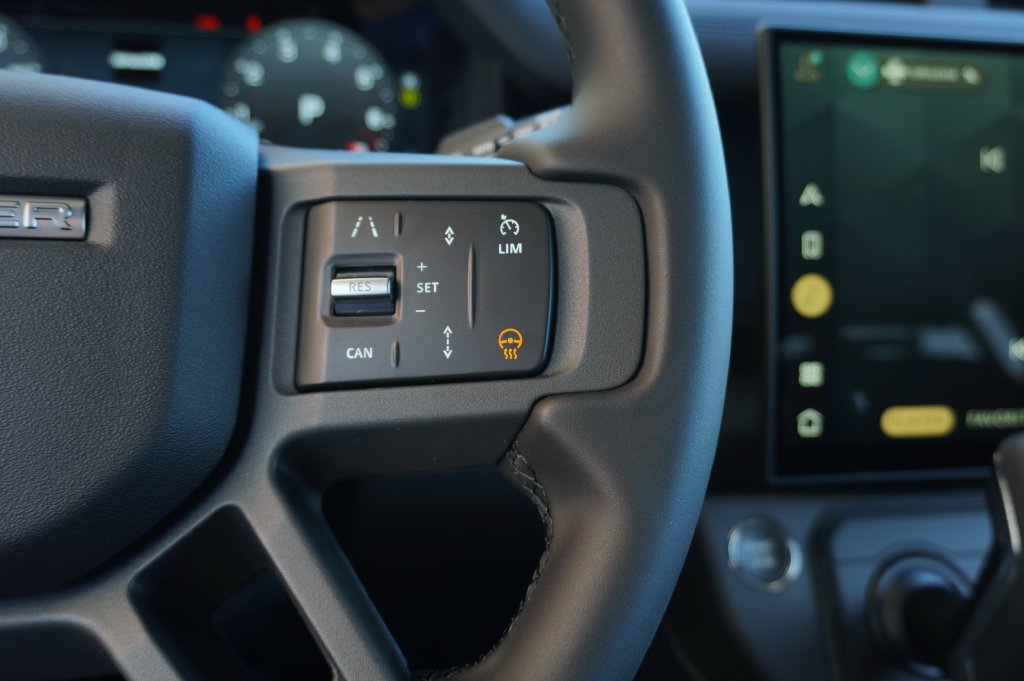 New 2026 Land Rover Defender 110 S AWD/4WD image 17