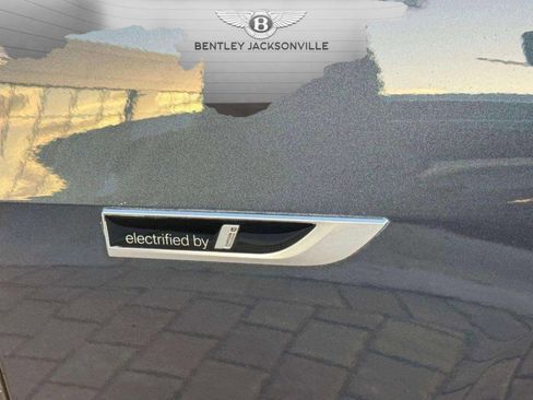 Used 2022 BMW X5 xDrive45e w/ Climate Comfort Package image 19