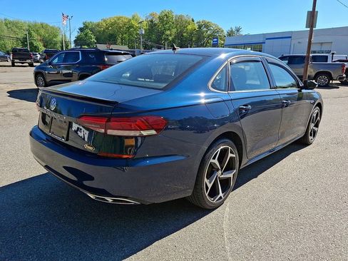 Used 2020 Volkswagen Passat 2.0T R-Line FWD image 7