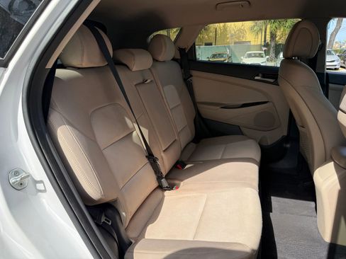 Used 2018 Hyundai Tucson SE image 14