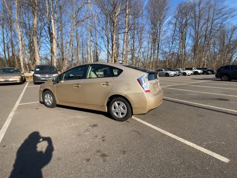 Used 2011 Toyota Prius Three image 10