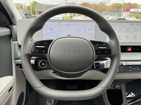 Used 2023 Hyundai Ioniq 5 Limited image 30