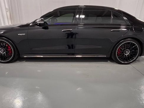 Used 2025 Mercedes-Benz S 63 AMG S image 9
