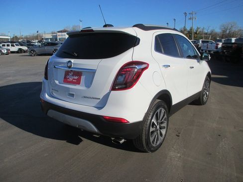 Used 2017 Buick Encore Essence image 4