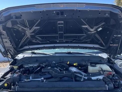 Used 2015 Ford F250 Lariat w/ Lariat Interior Package image 20