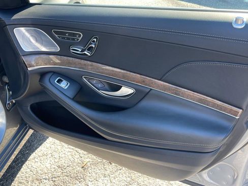 Used 2015 Mercedes-Benz S 550 4MATIC Sedan image 45
