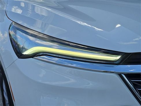 Certified 2023 Buick Enclave Essence image 11