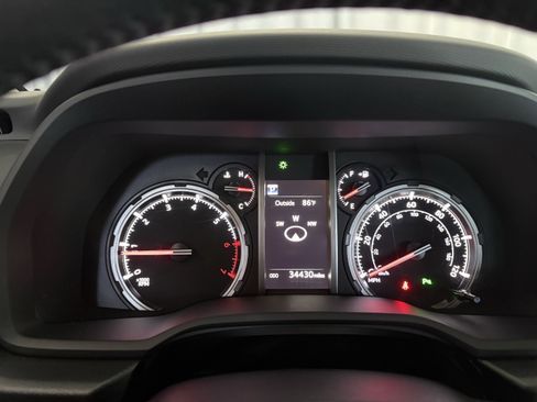 Certified 2024 Toyota 4Runner Limited AWD/4WD image 25