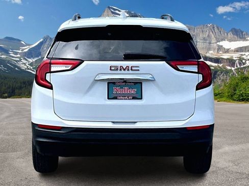 Used 2023 GMC Terrain SLE w/ Driver Convenience Package AWD/4WD image 4