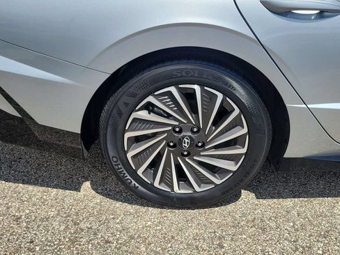 Used 2025 Hyundai Sonata SEL FWD image 6