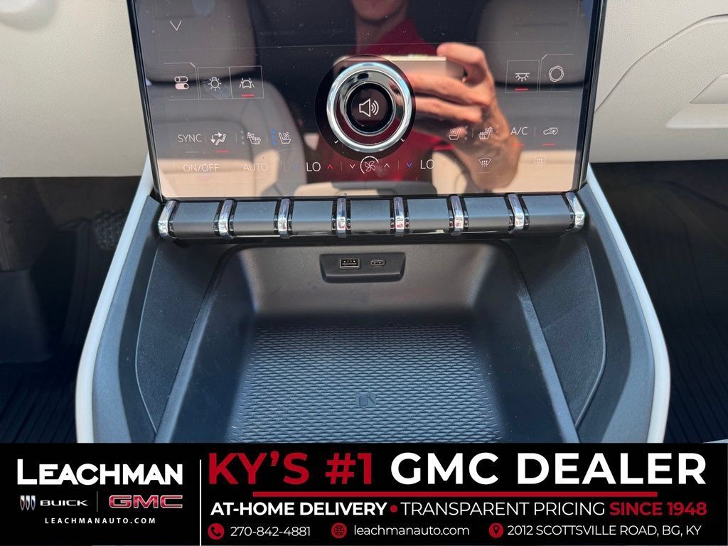 New 2027 GMC Terrain Denali w/ LPO, Floor Liner Package AWD/4WD image 24