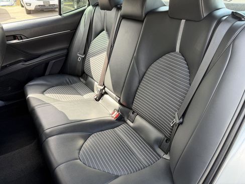 Used 2023 Toyota Camry SE w/ Convenience Package FWD image 17