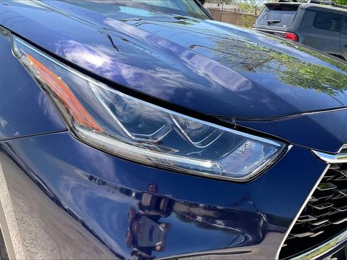 Used 2024 Toyota Highlander Platinum image 28