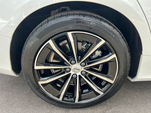 Used 2023 Volvo S60 T8 Plus AWD/4WD image 14