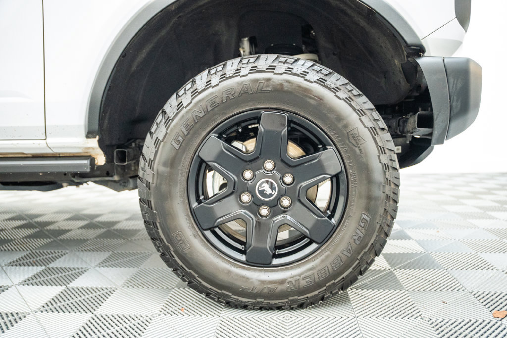 Used 2023 Ford Bronco Black Diamond AWD/4WD image 15