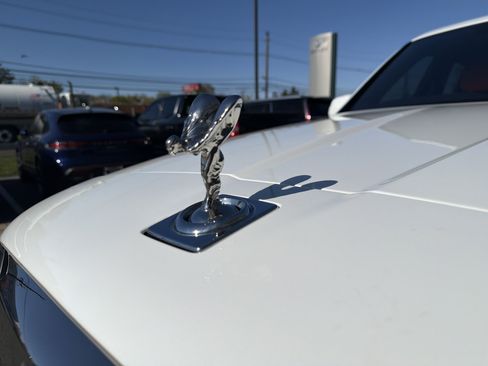 Certified 2024 Rolls-Royce Cullinan w/ Dark Exterior Package AWD/4WD image 36
